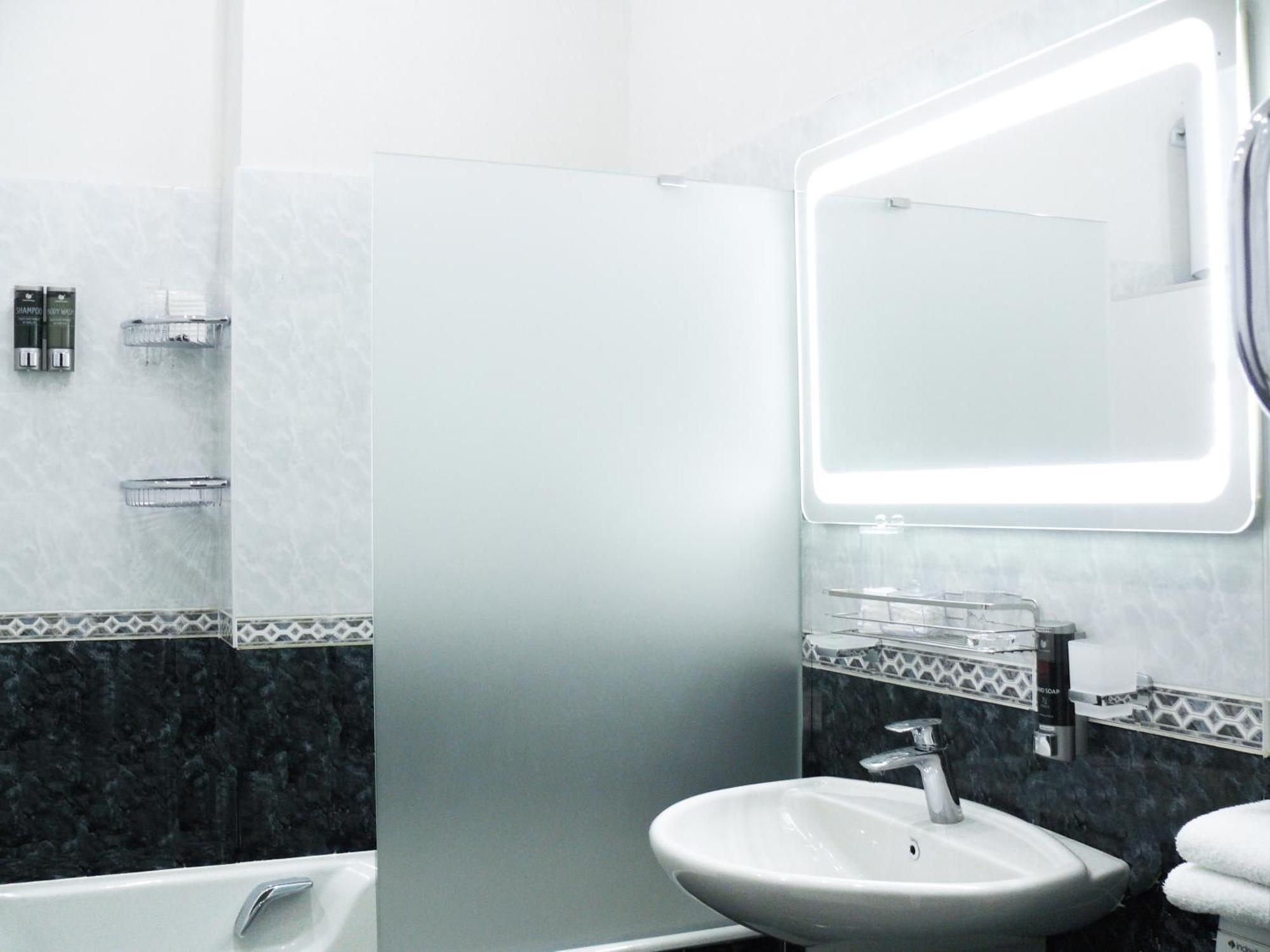 Apartment Luxury Centre Located Kiev Buitenkant foto